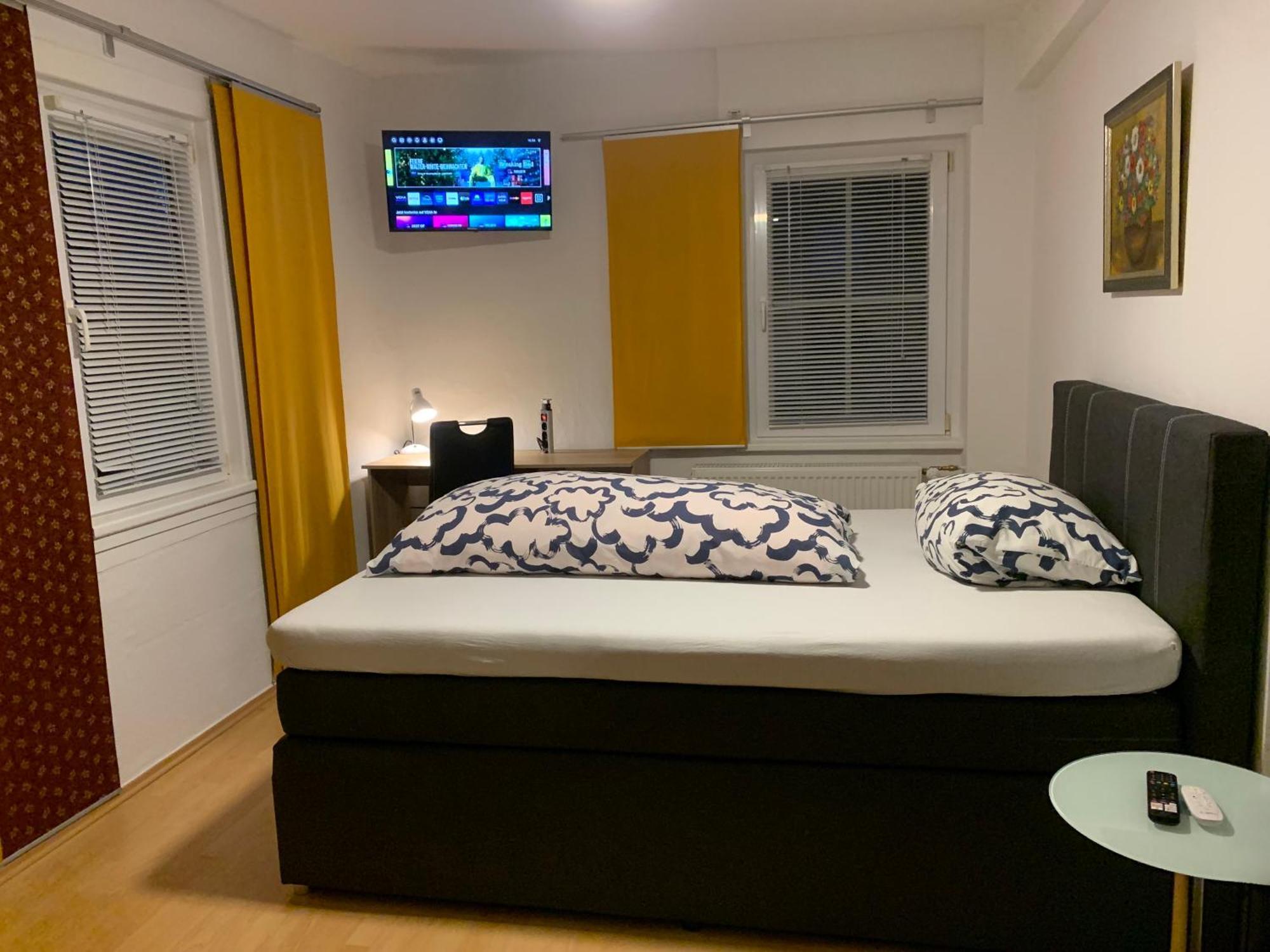 Zum Weissen Ross Hotel Nidda ภายนอก รูปภาพ